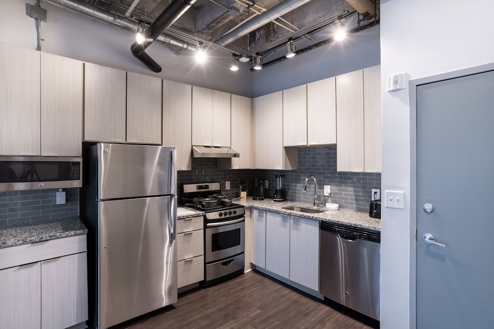 Modern Apartments ATLANTA SK view 5