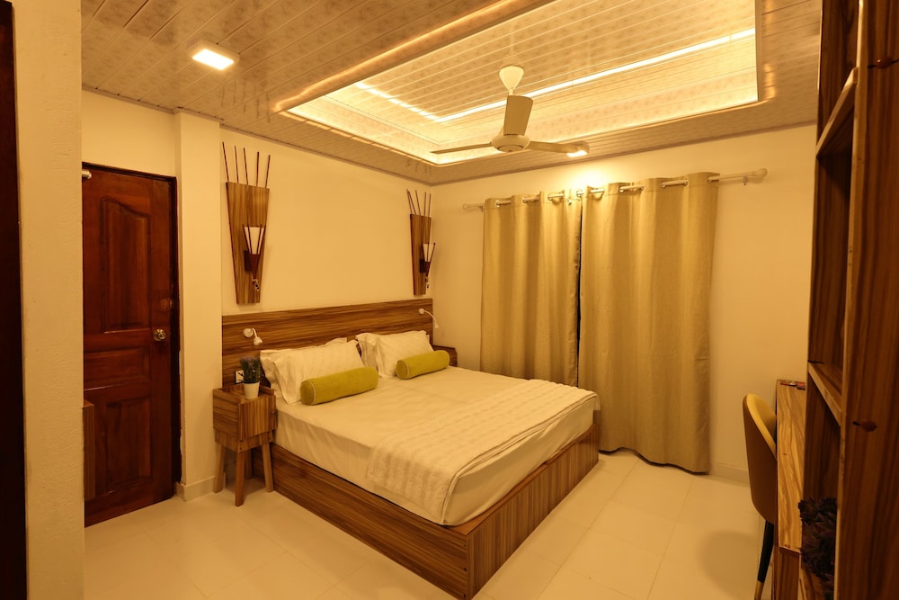 Batuta Maldives Surf View 6