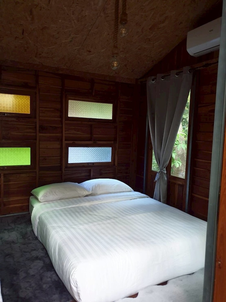 Phawaeng Resort