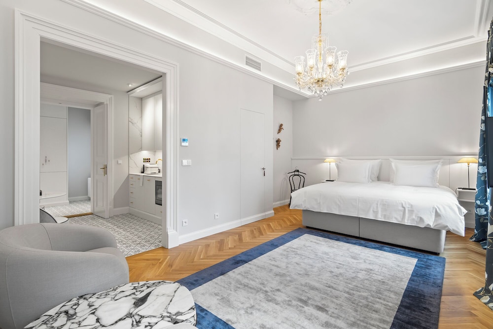 Vodičkova Luxury Suites