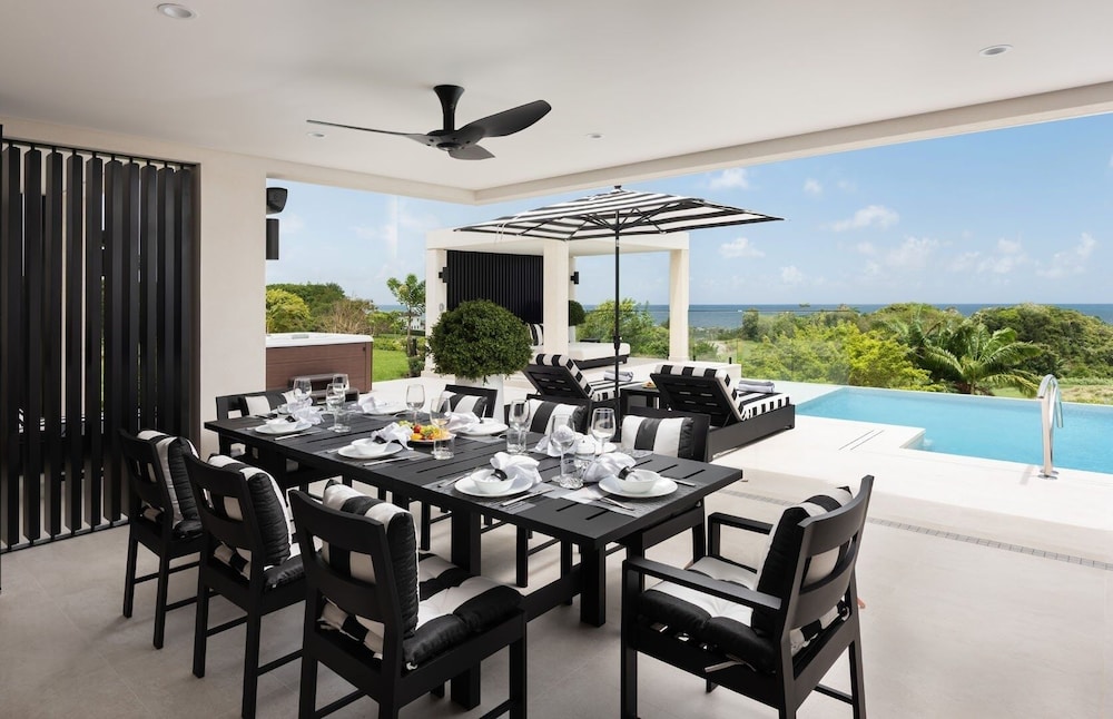 Apes Hill - Fresh Wind 4 Bedroom Villa