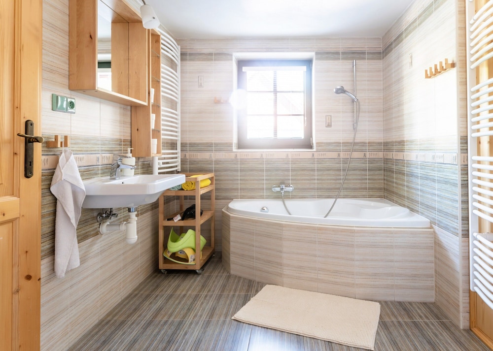 Villa in Rudnik With Pool & Sauna Retreat