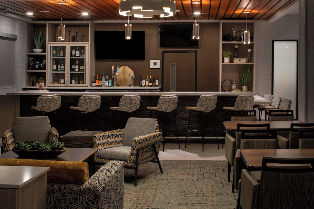 Fairfield By Marriott Inn & Suites Surprise Prasada