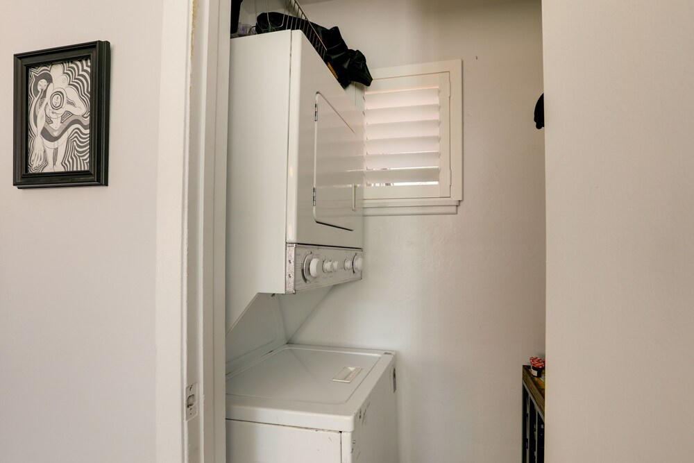 Reno Vacations - Cozy Reno Vacation Rental < 1 Mi to Midtown! - Property Image 10