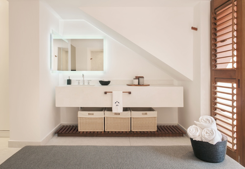 El Careyes Club & Residences