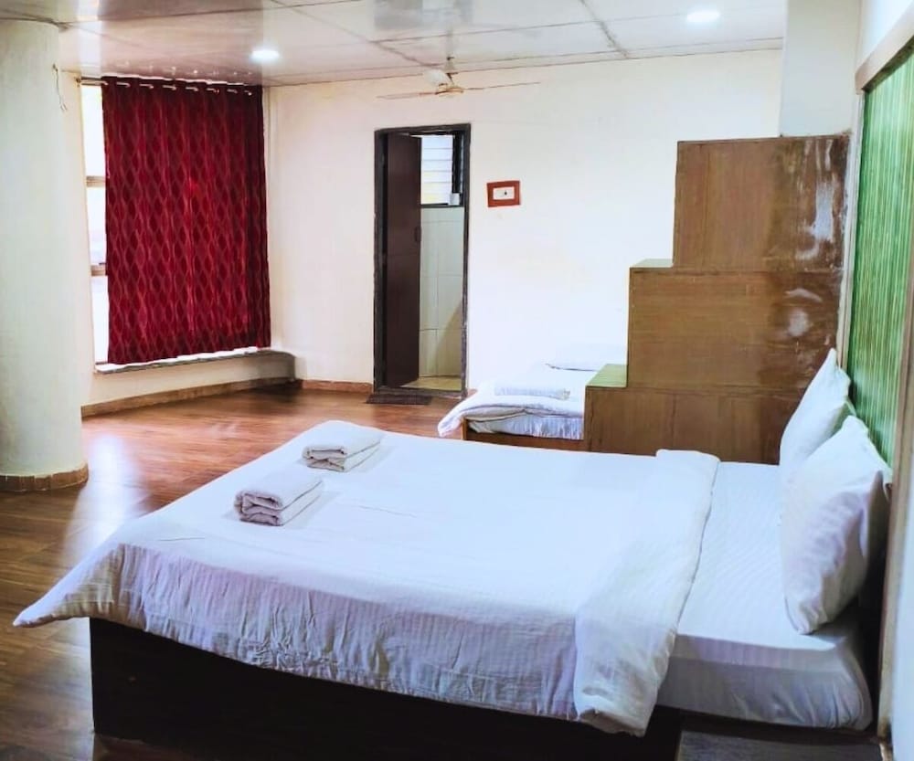 Shrusti Farms Resort