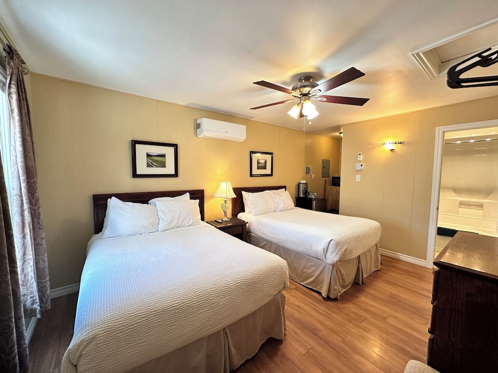 Skyline Cabins