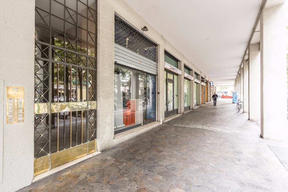 Piazza Azzarita