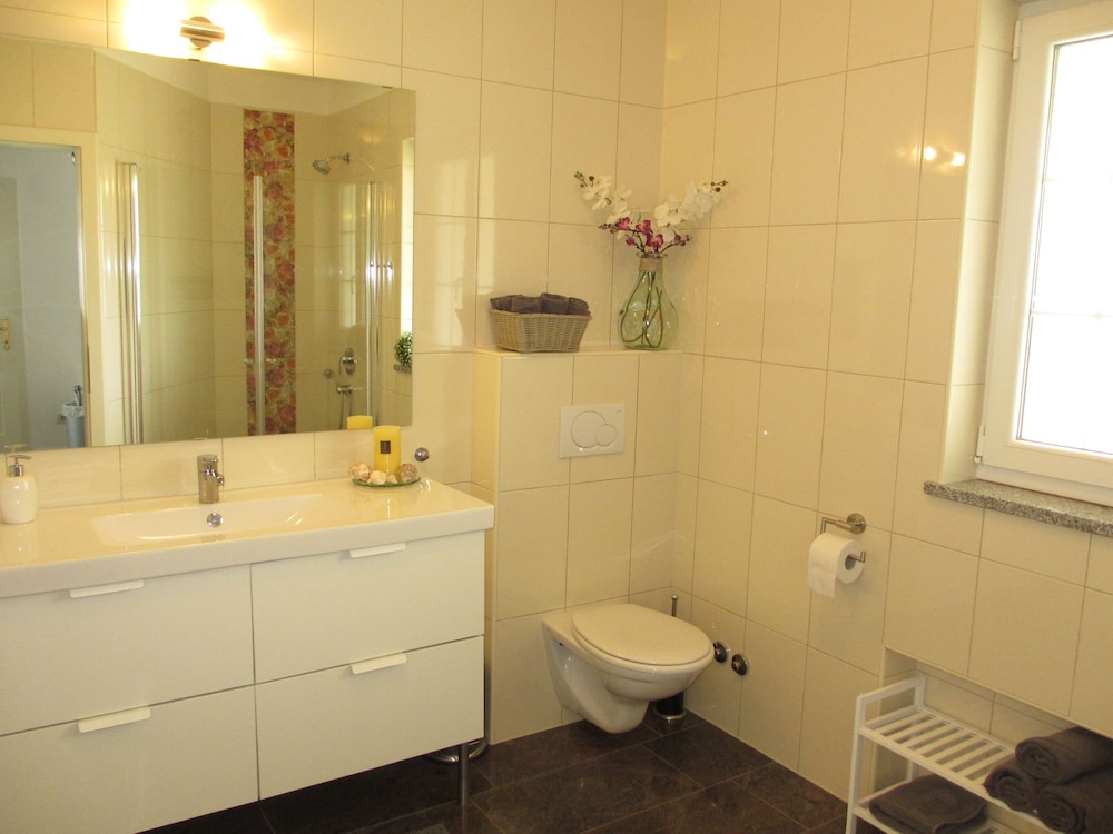 Holiday House with Pool Villa Seabird