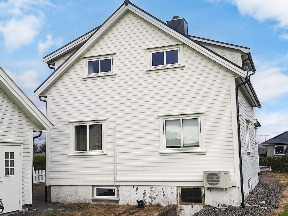 4 Person Holiday Home in Borhaug