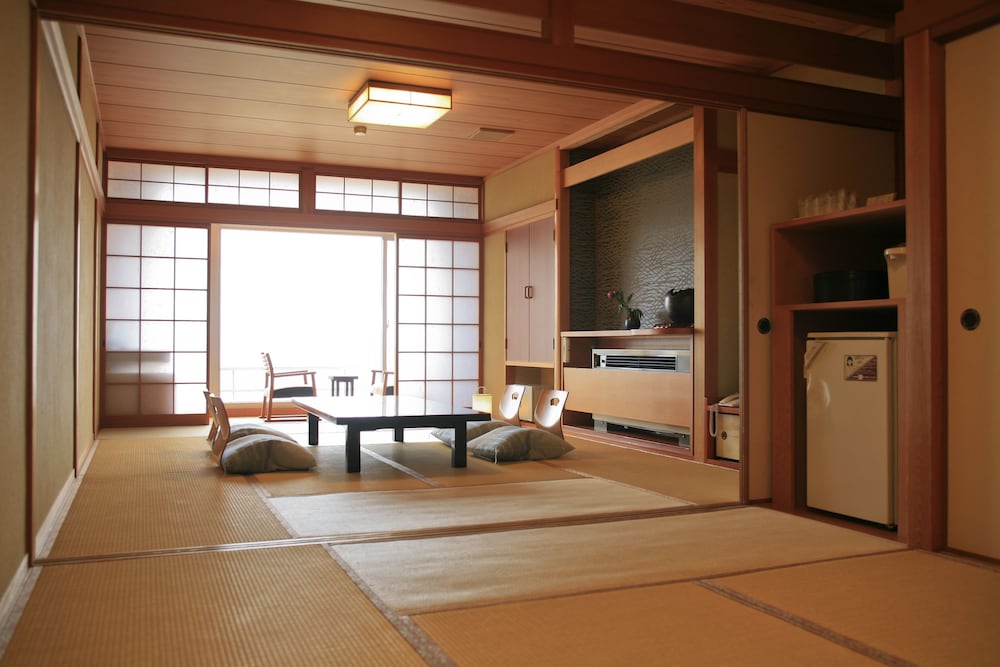 Awaji Island Uzushio Onsen Umemaru