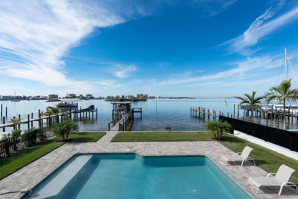 Island Bay Retreat