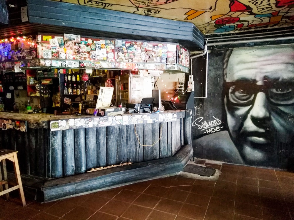 The Overstay Art Hostel - Image 5