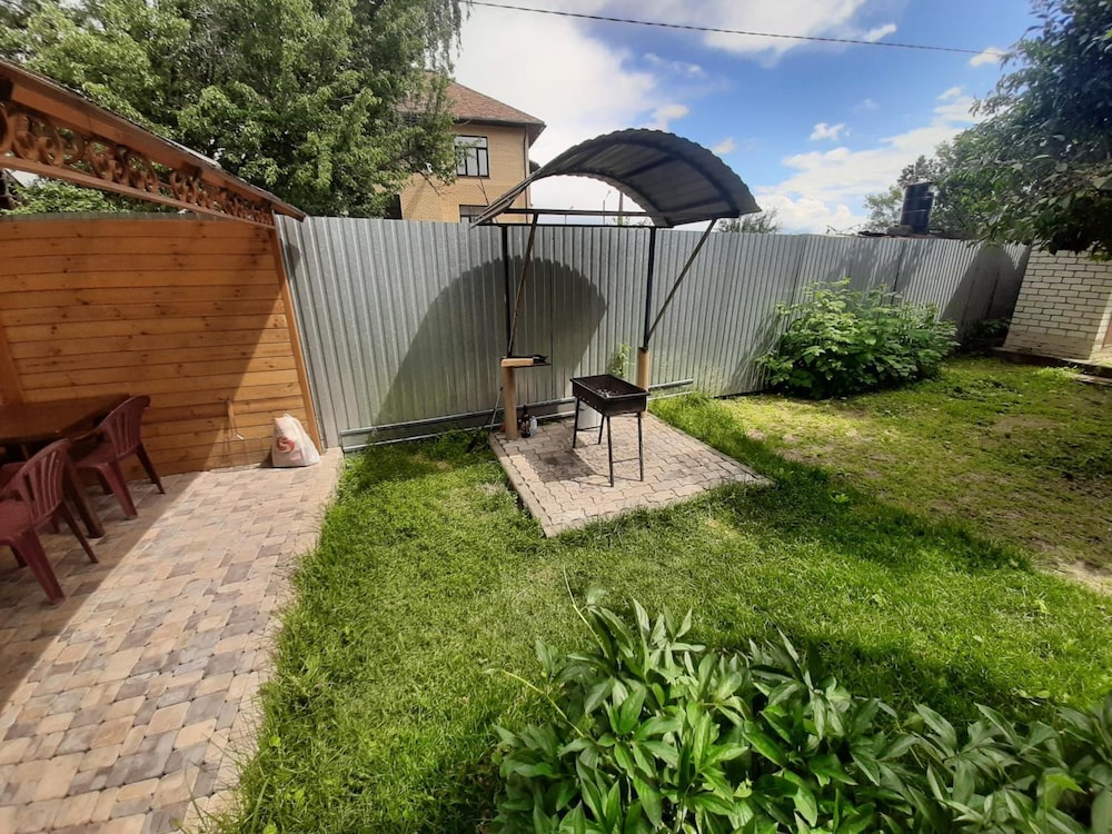 Guesthouse on Kyzyl-armeyskaya
