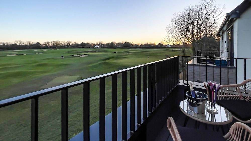 Luxury Ocean North Foreland Golf View By Adliv