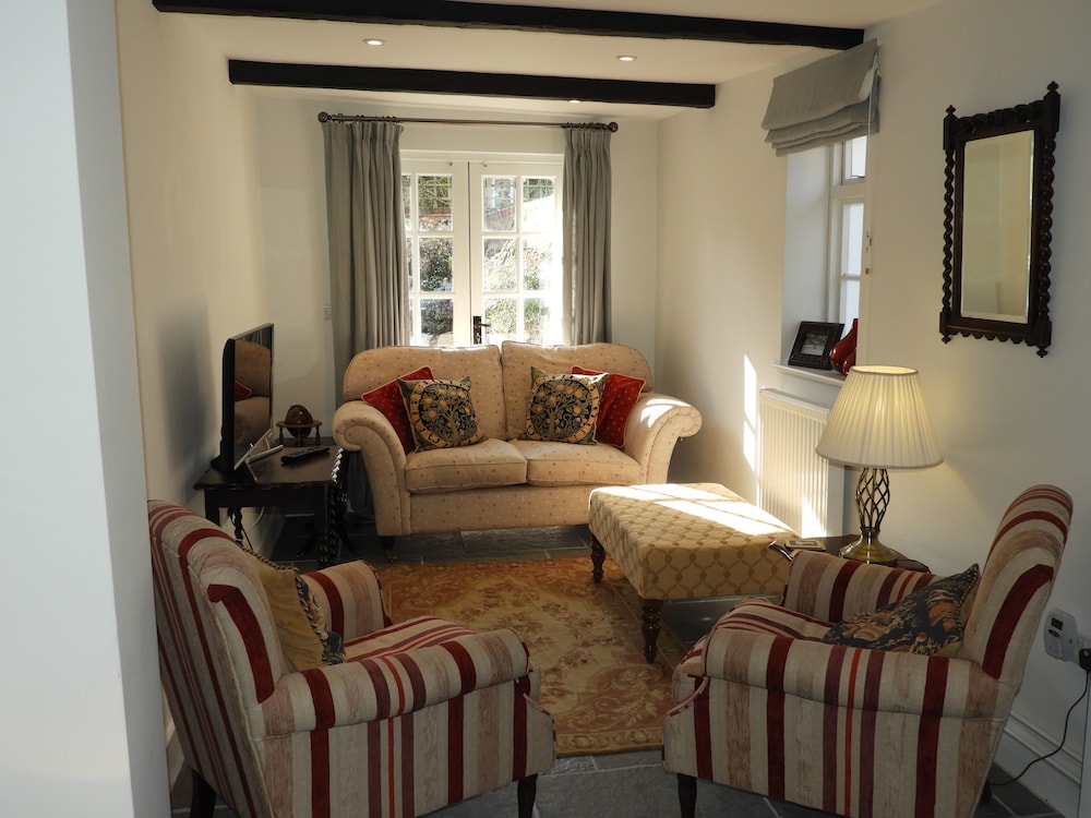 Henry VIII Cottage view 2