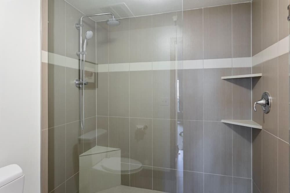 6 - Three Bedroom Ontario Lodge 3 Condo