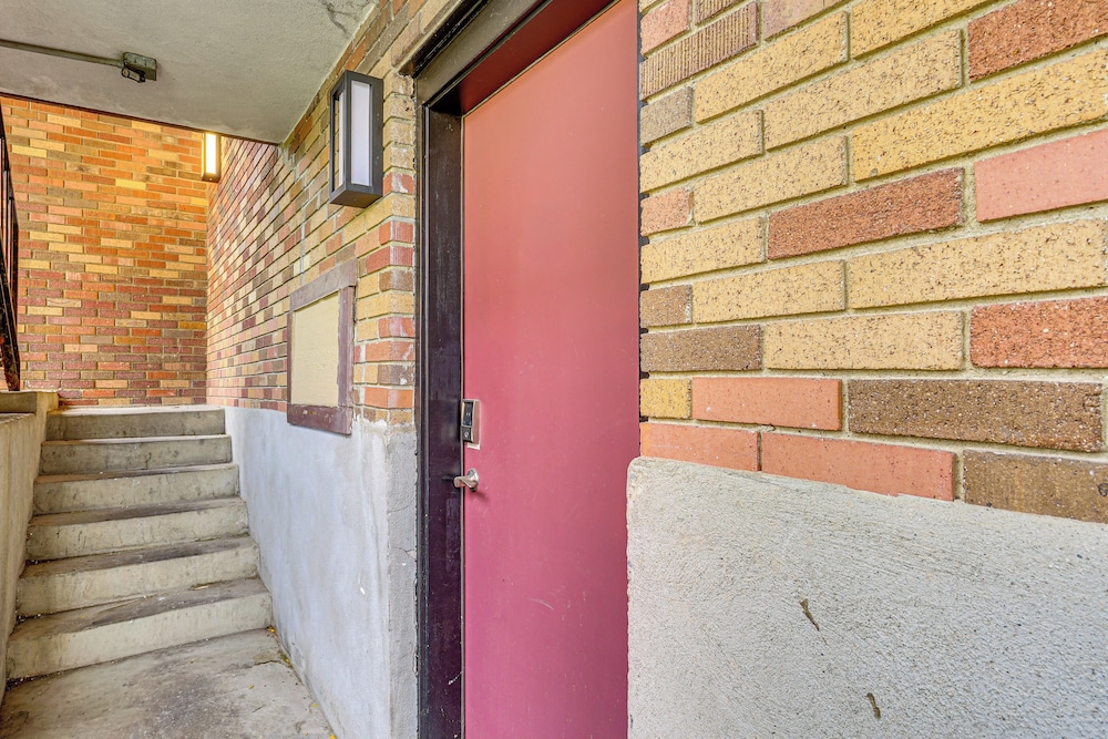 Hike & Ski: Condo 8 Mi to Dtwn Salt Lake City!