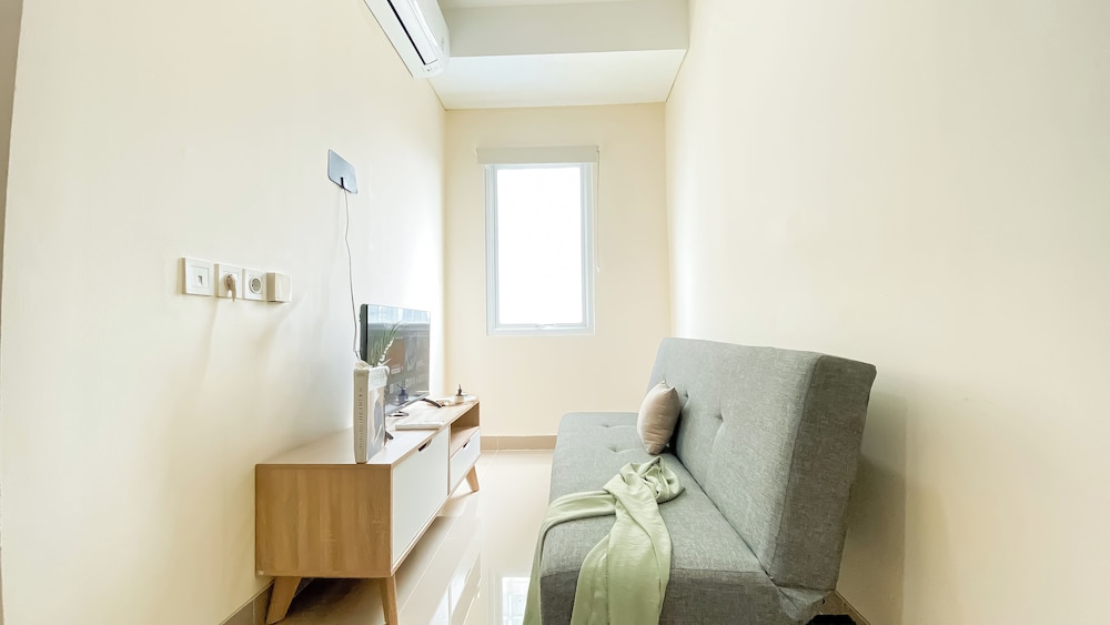 Fully Furnished 1Br Apartment B Residence