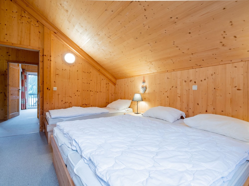 Quaint Family Chalet in Stadl an der Mur near Ski Area view 3