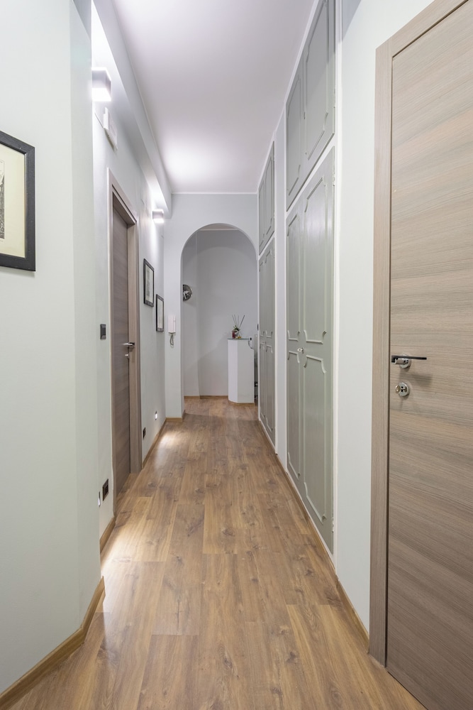 Aurelia Garden Suite