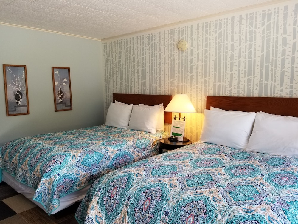 White Mountain Motel And Cottages