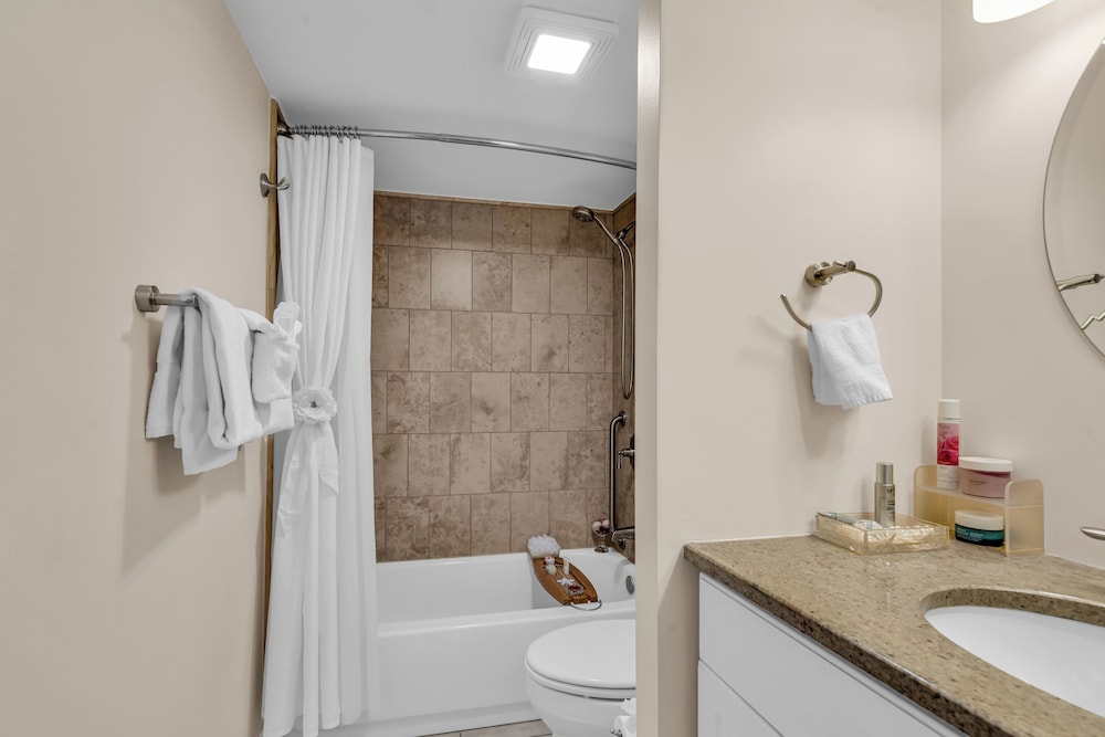 Bluewater Resort 602