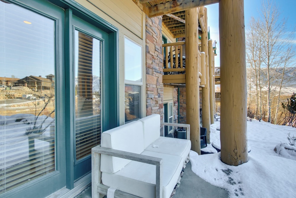 6 Mi to Powder Mtn w/ Shuttle: Cozy Eden Condo!