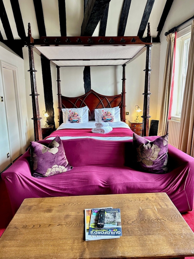 Guildford Vacations - Angel Hotel - Property Image 8