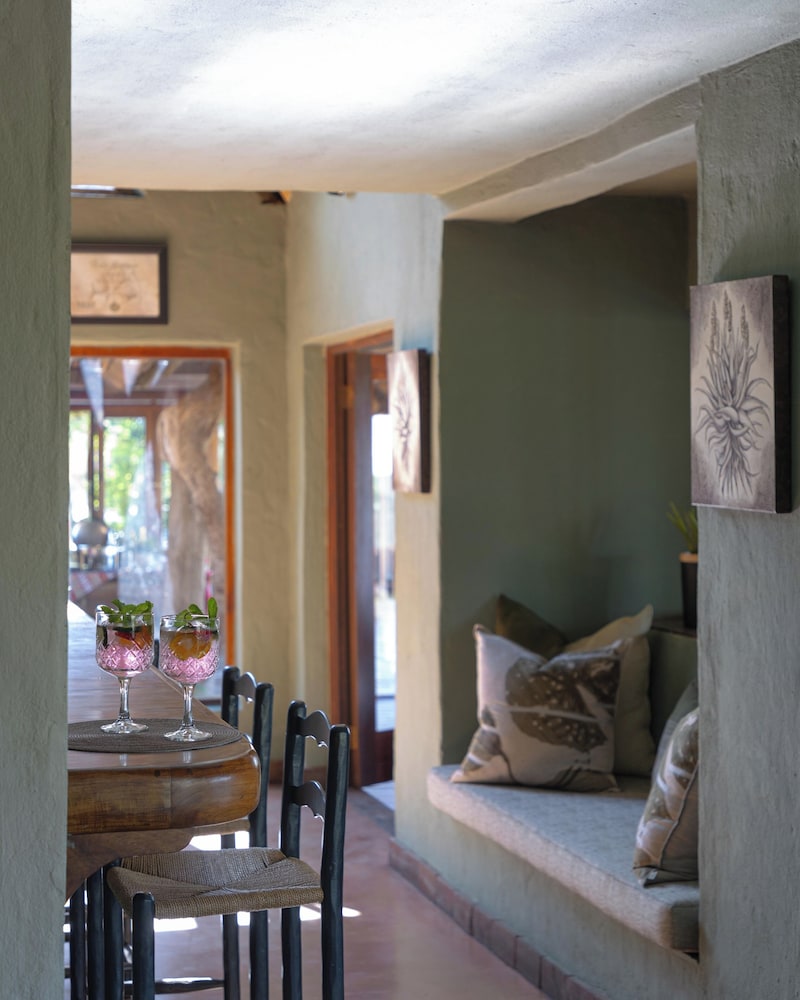 Rhulani Safari Lodge