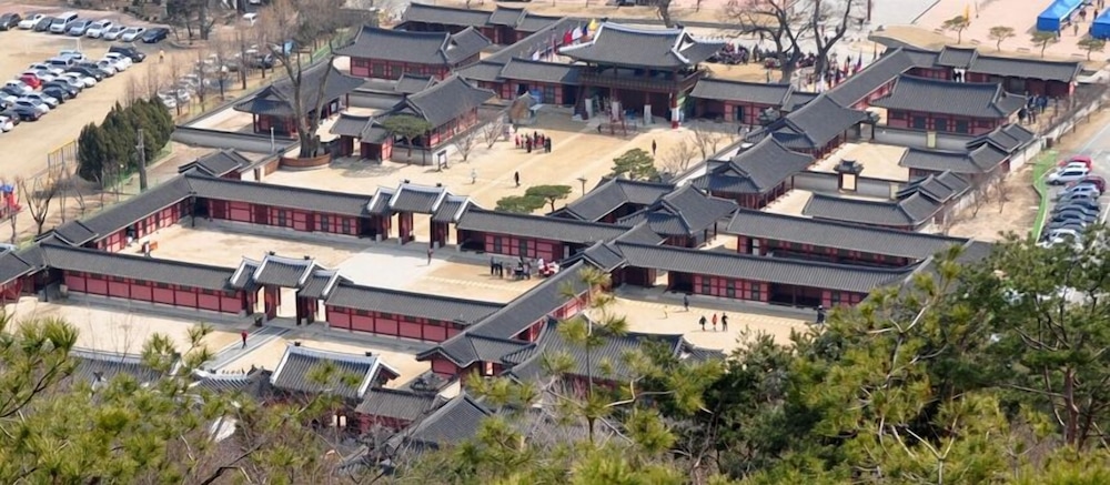 Hwaseong Guest House - Hostel
