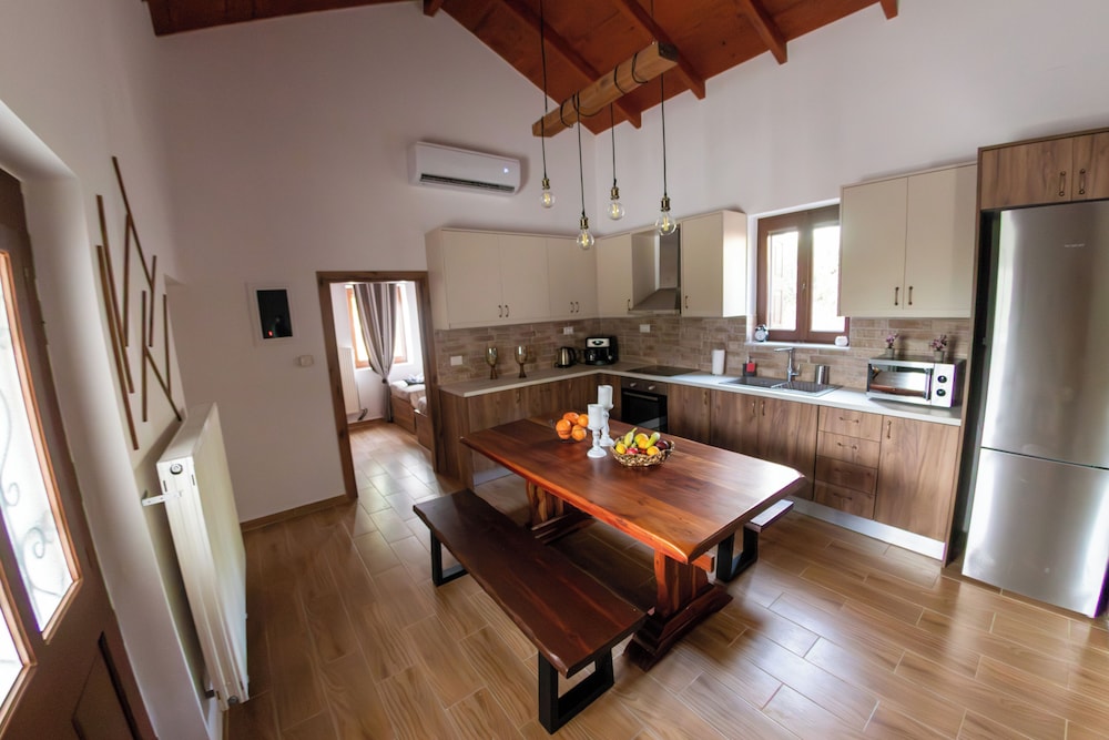 Anasa Residence