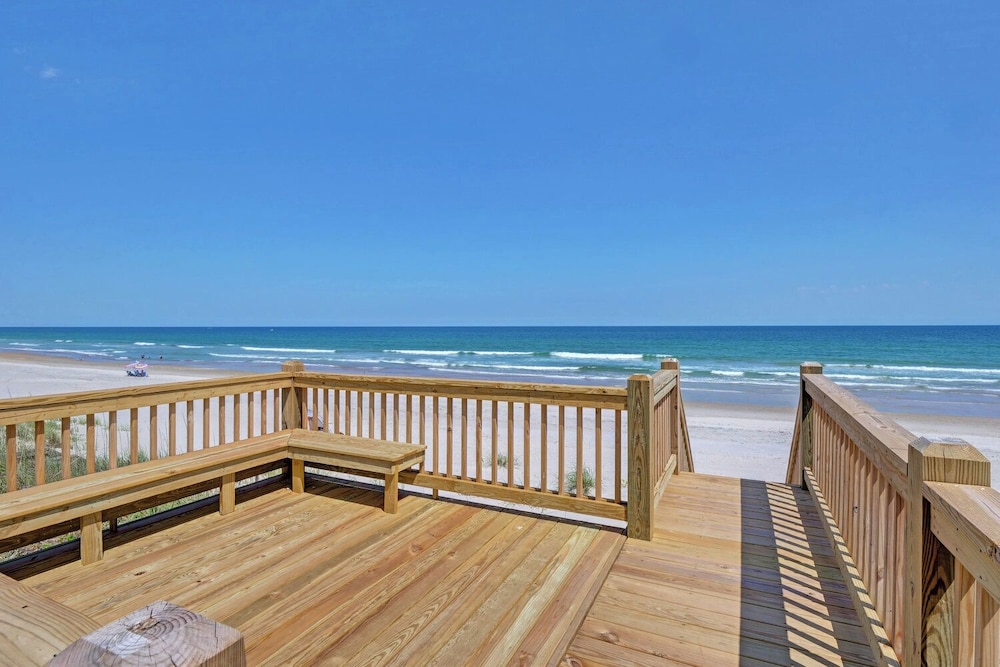 Next to Sea Gallery by Topsail Realty