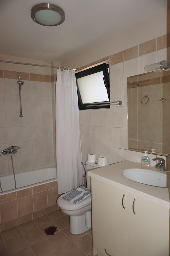 Portela Suites Kampoula