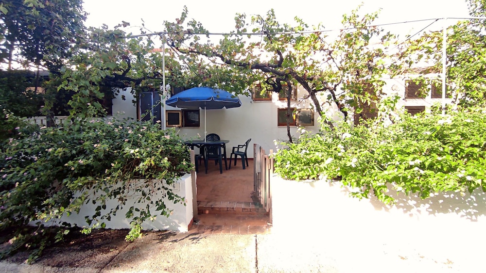 Casa Preula - A due Passi Dalla Spiaggia di Torre Pali
