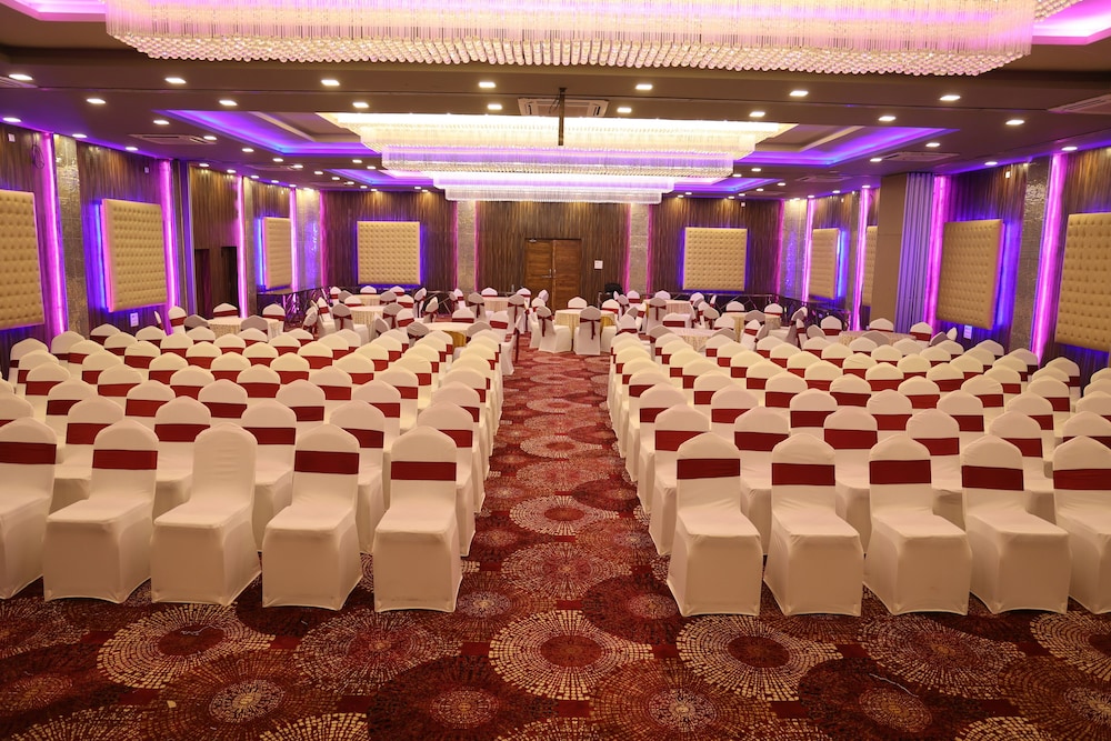 meeting & event spaces