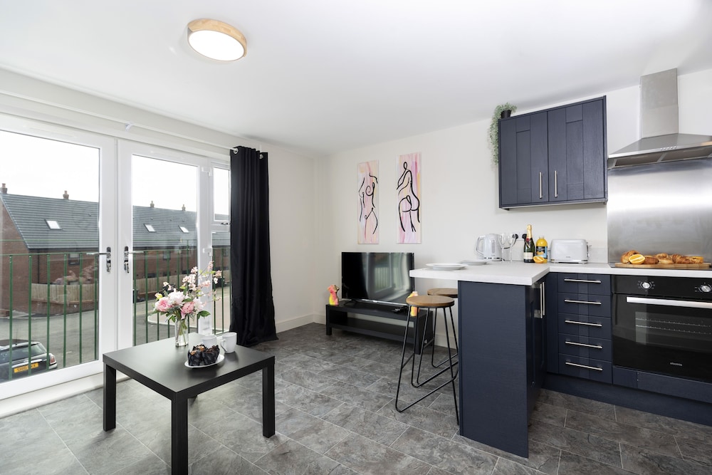 4 Avery Gardens - 1 Bedroom Apartment view 4