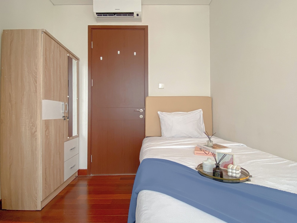 Big and Cozy 3BR Apartment Lucky Tower Residence