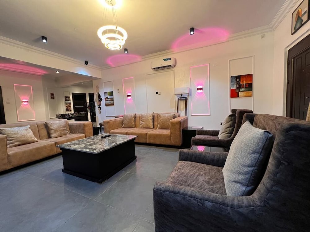Ace Apartment
