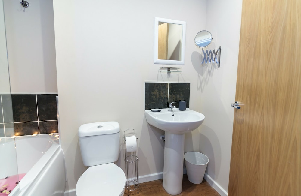 Approved Serviced Apartments Park Rise