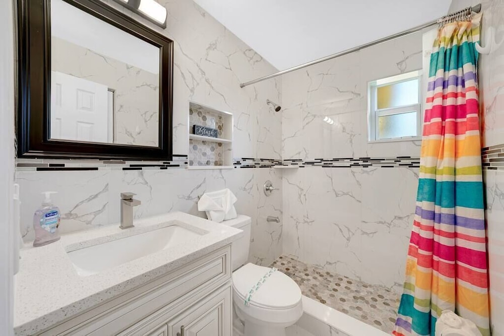 Fort Lauderdale Vacations - Yellow House in Davie - Property Image 16