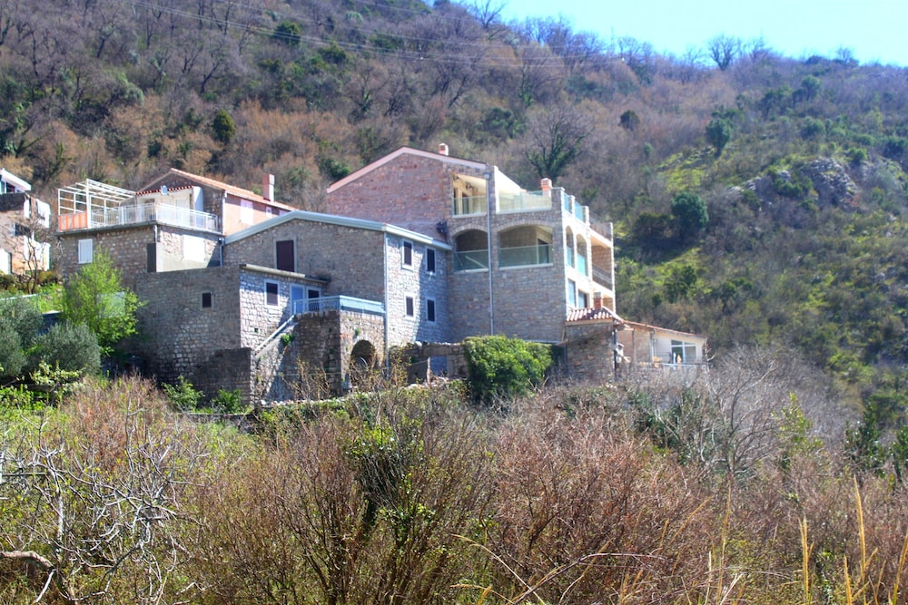Villa Luka