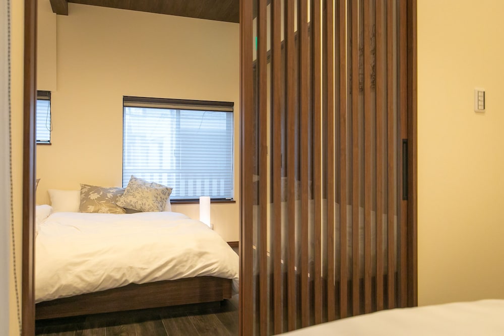 CASA GRApP Nishikujo
