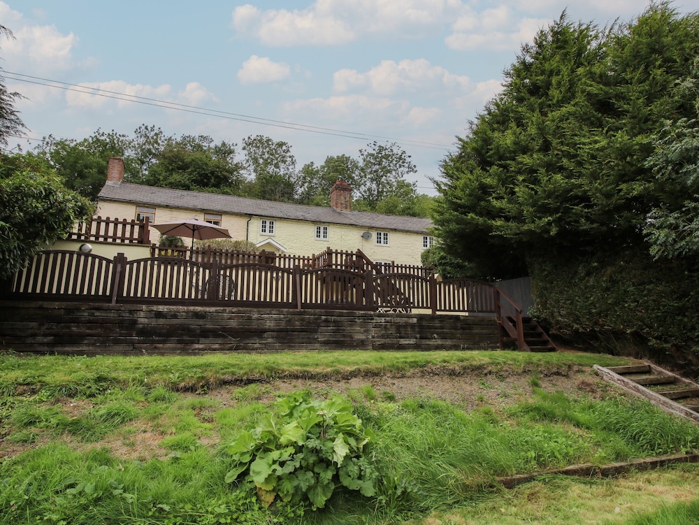 Bluebell's Cottage