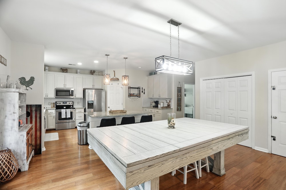 Lowcountry Luxury Near Palmetto Bluff 4 Bedroom Home