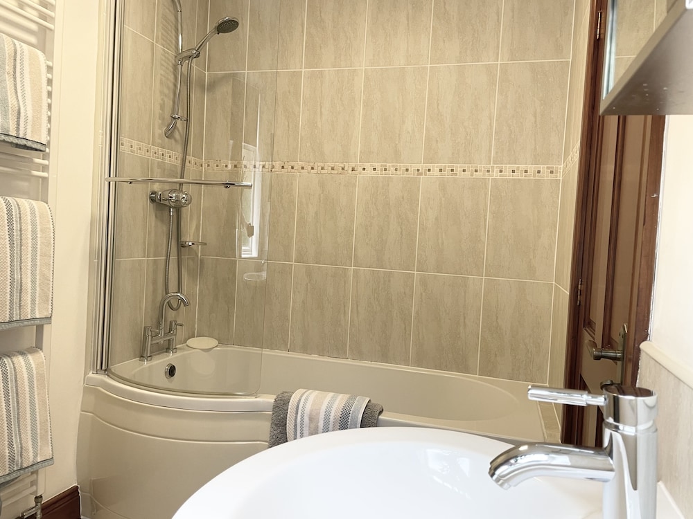 Haltwhistle Vacations - Milecastle Inn on Hadrian's Wall Near Haltwhistle - Property Image 9