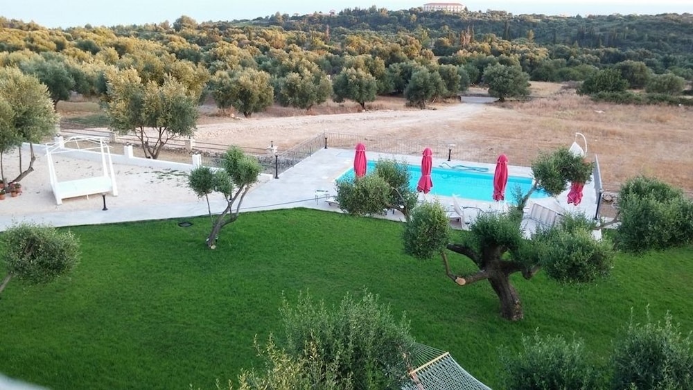 Elaias Gi Residence