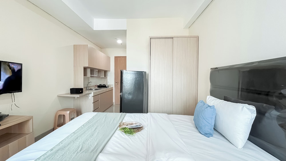 Simply And Homey Studio Room Apartment B Residence