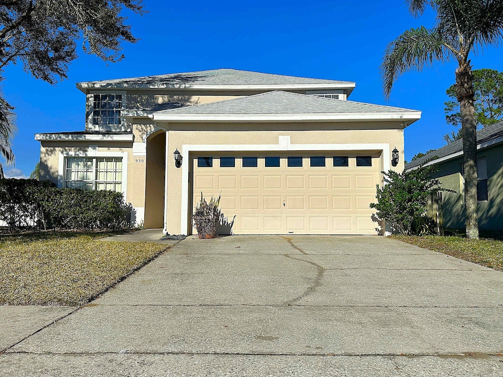 Family Villa 5 Bedroom Near Disney World