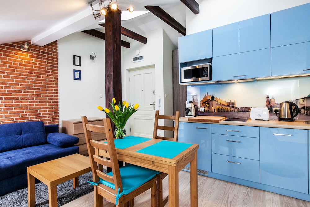 EchoDom 3 Apartments